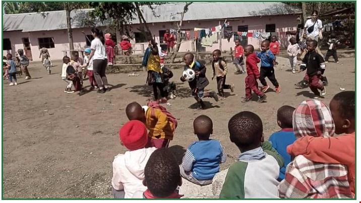Volunteer Tanzania Youth Sports Education image